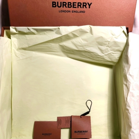 Burberry Portrait Runway Rucksack Henry Moore Collection - Picture 13 of 14